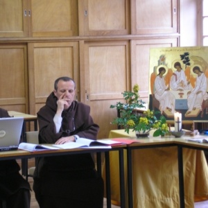 Les frères Guillaume Dehorter d'Avon, socius du maitre des novices, et Yannick Bonhomme, prieur de Paris