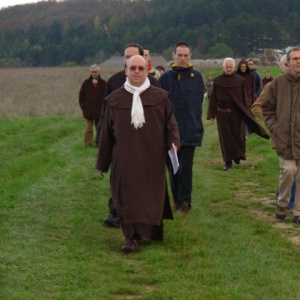 Pélerinage à N.-D. d'Etang - A travers la campagne bourguignone.